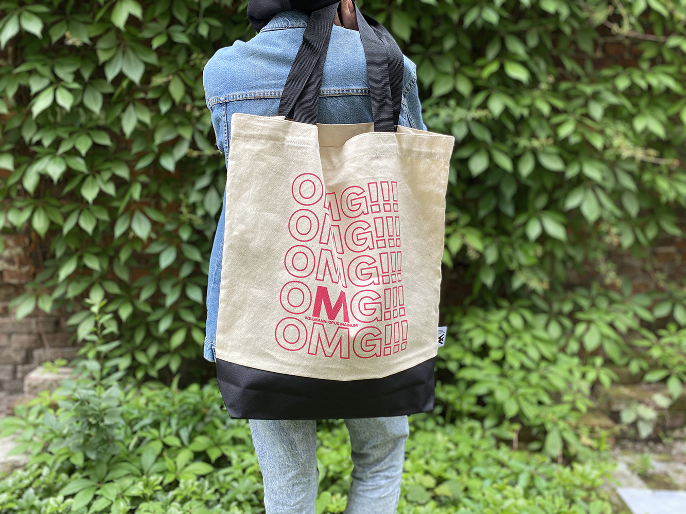 OMG - zdjęcie na modelce