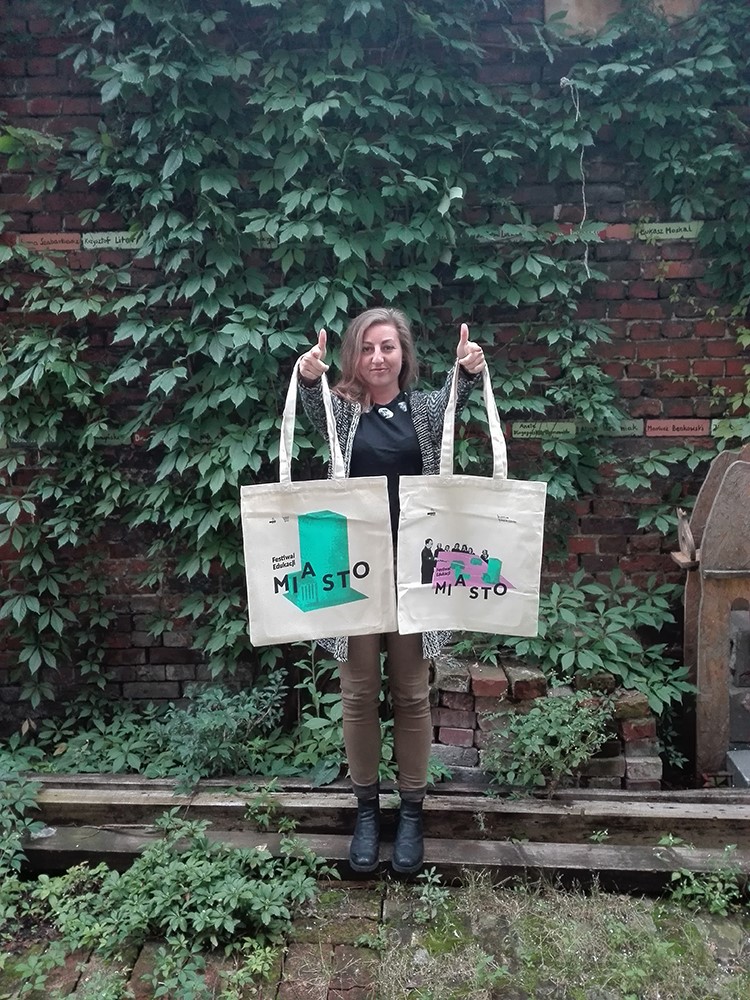 Festiwal Edukacji Miasto - zbliżenie na nadruk