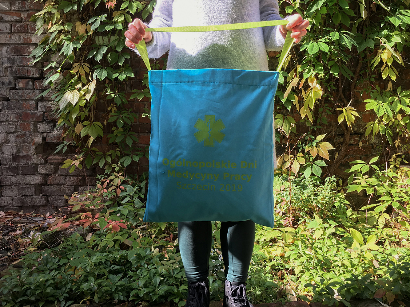 Fluo Medycyna Pracy zbliżenie