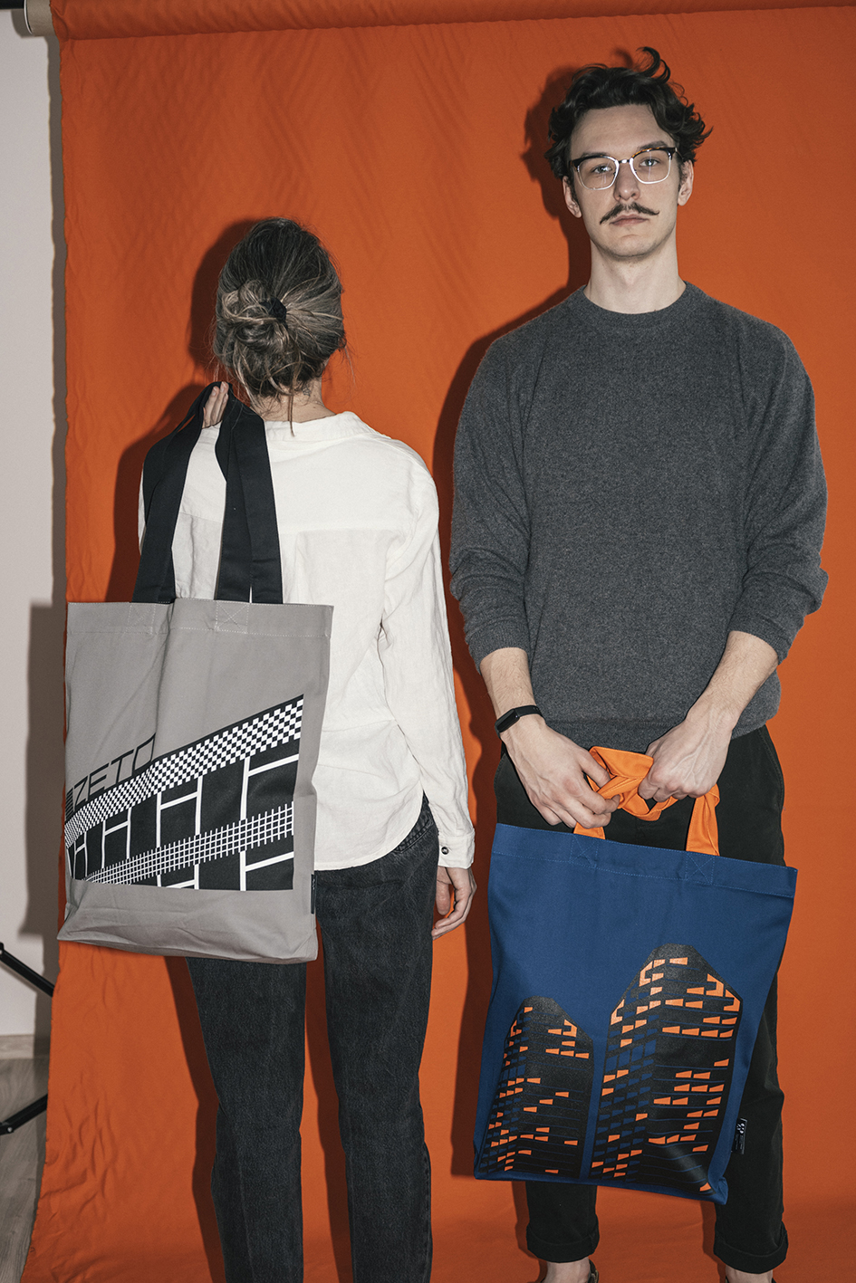 Torba oversize pionowa z graficznym nadrukiem