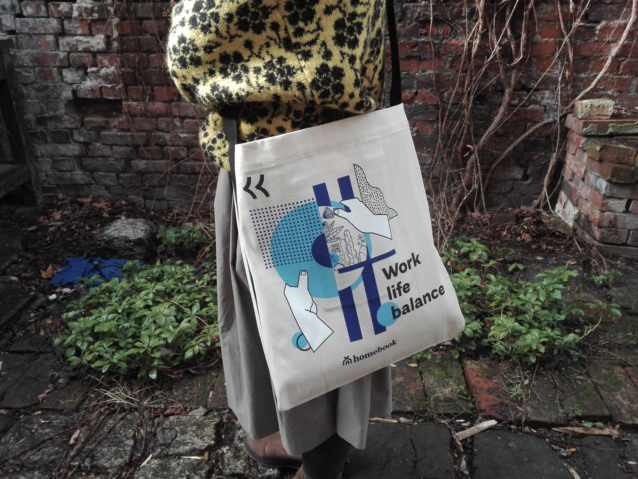 Homebook - Work life balance - zdjęcie z modelką