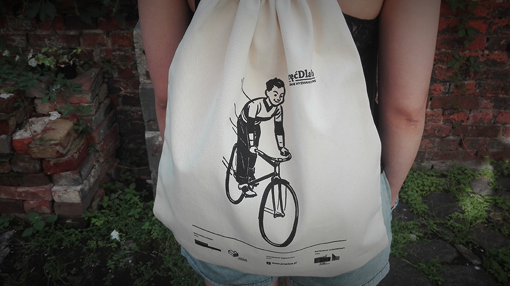 Akcja Miasto - zbliżenie na nadruk